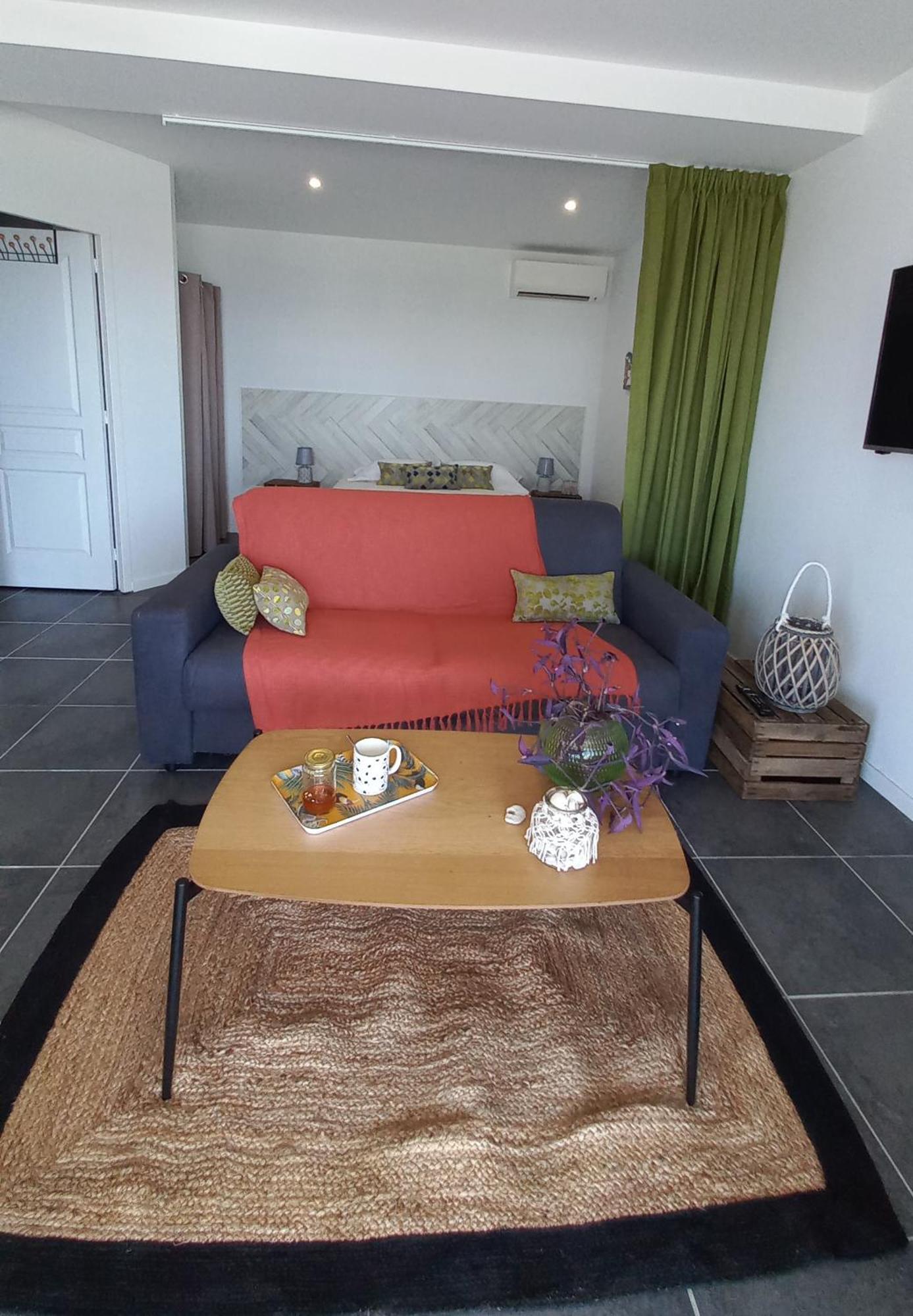 Logements Vue Mer Acces Piscine En Guadeloupe Bouillante Bagian luar foto