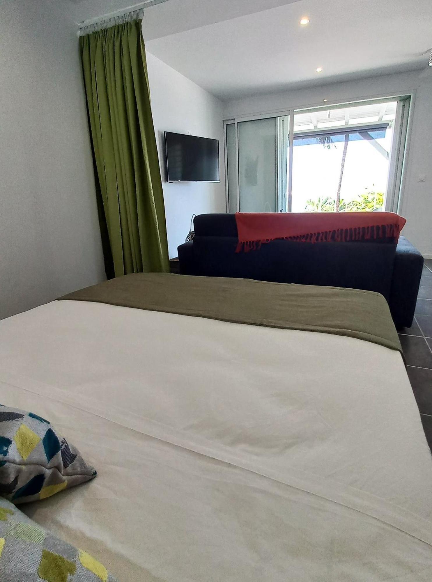 Logements Vue Mer Acces Piscine En Guadeloupe Bouillante Bagian luar foto